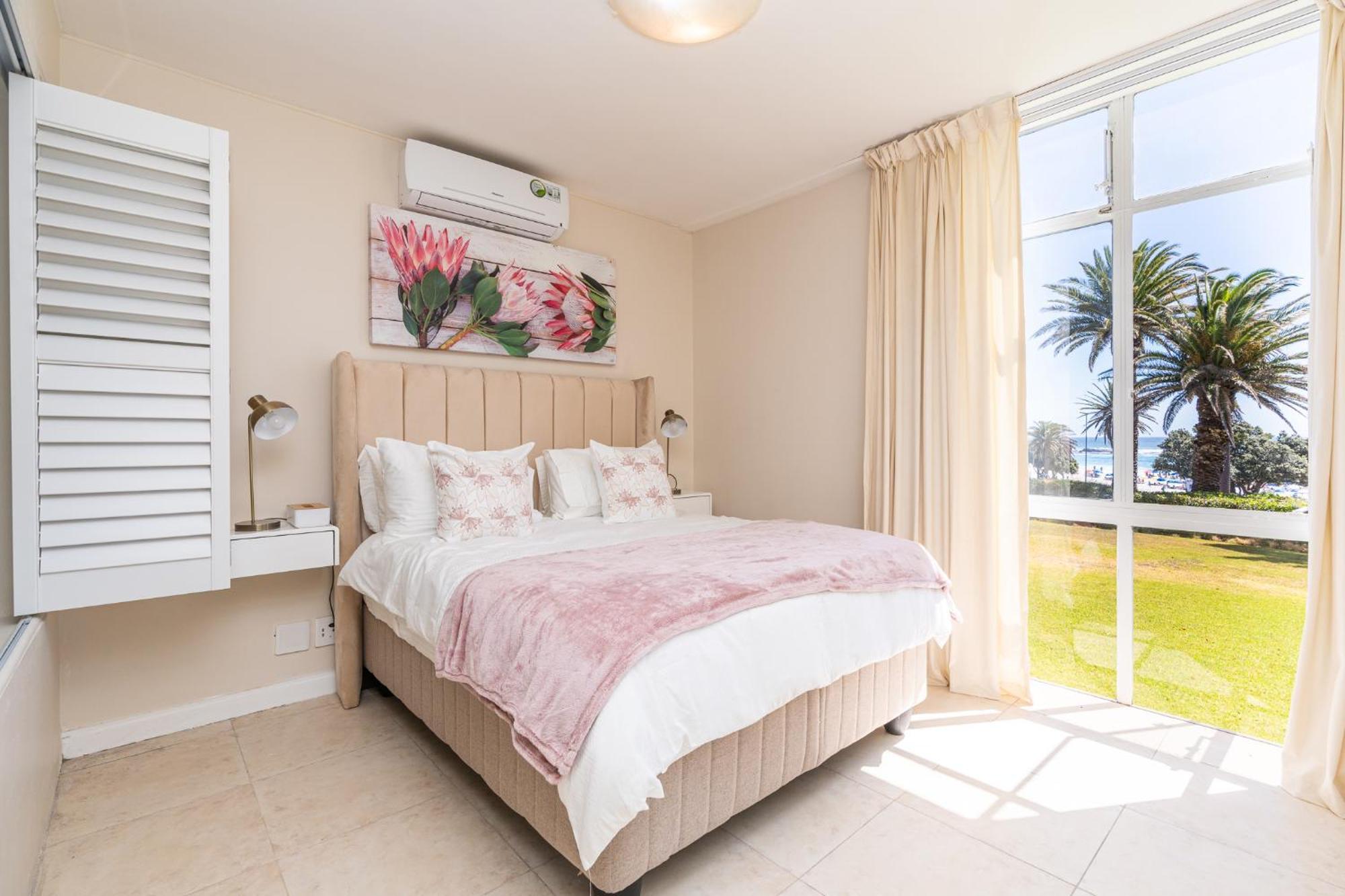 Apartment Camps Bay With Jaccozi